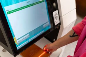 Samoobslužné vypůjčení přes selfcheck